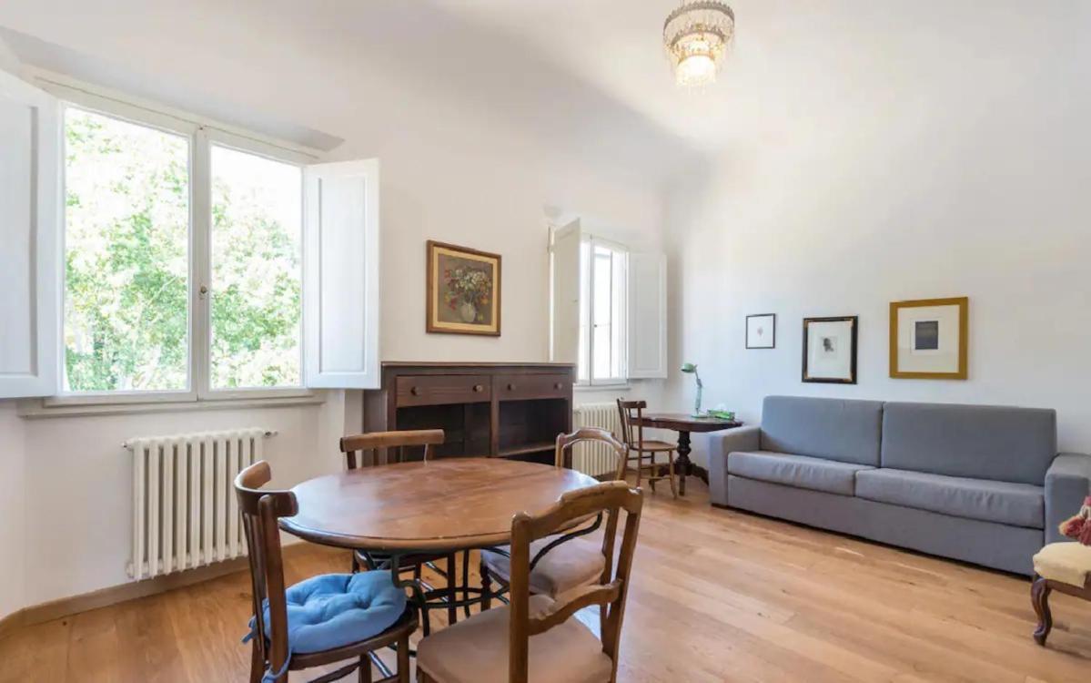 Apartamento Airy One Bedroom With Terrace Near Palazzo Pitti *